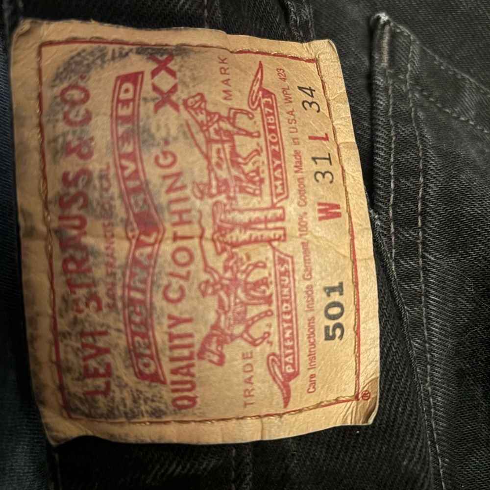 501 Levi's Black Jeans - Picture 3 of 3